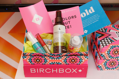 Стартап Birchbox першим почав продавати бʼюті-бокси за підпискою. Тепер він придумав, як продавати людям те, що вони не замовляли