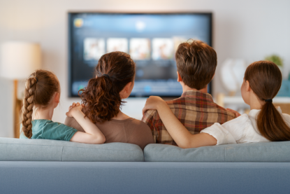 Smart TV замість смартфона: як українці споживають відео і що це означає для рекламодавців