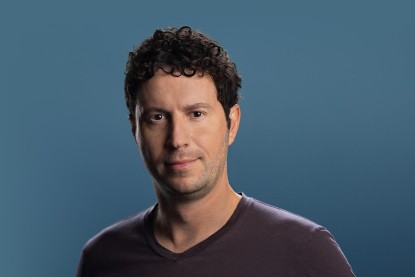 ChatGPT для врачей с капитализацией $3,5 млрд. Предприниматель Даниэль Надлер запустил бесплатный медицинский ИИ-стартап. На чем он зарабатывает миллионы?