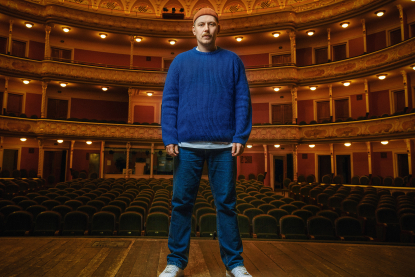 Театральный взрыв. Режиссер хитовой «Конотопской ведьмы» Иван Урывский привел в театры десятки тысяч зрителей. Как он это делает
