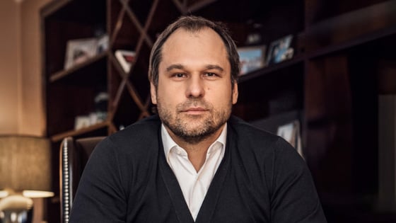 з особистого архіву, а також оброблено і доповнено за допомогою ШІ (штучного інтелекту) Photoshop Beta