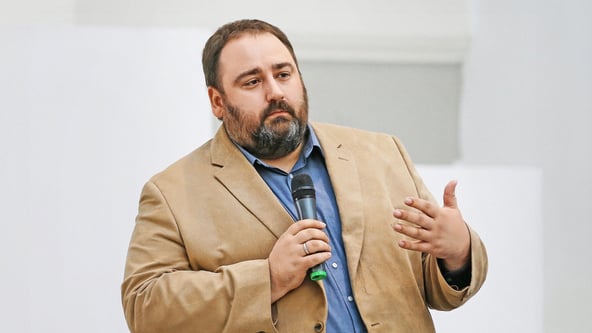 УНІАН