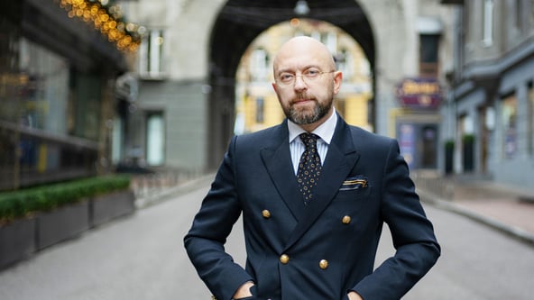 Олександр Чекменьов