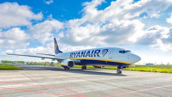 corporate.ryanair.com