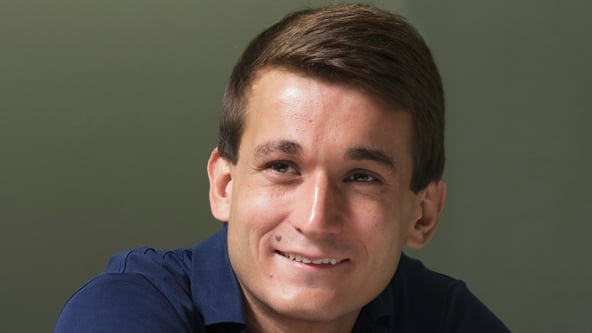 Александр Чекменев