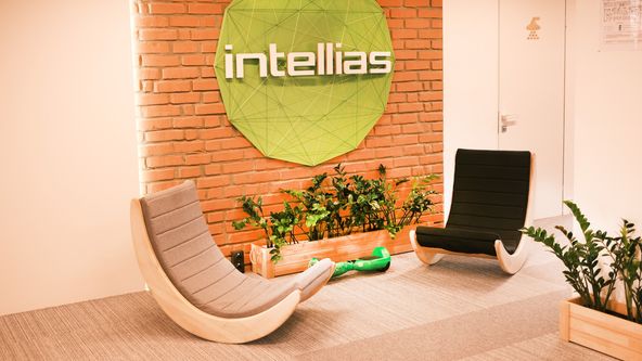 IT-компанія Intellias спробувала зміксувати простір, де народжується не тільки код, але й творчість. Що у неї вийшло