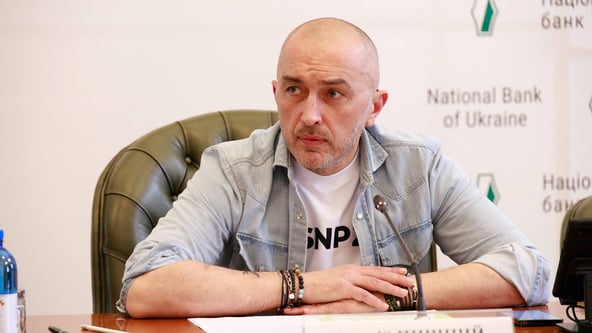 НБУ знизив облікову ставку з 25% до 22% та поліпшив прогноз зростання економіки