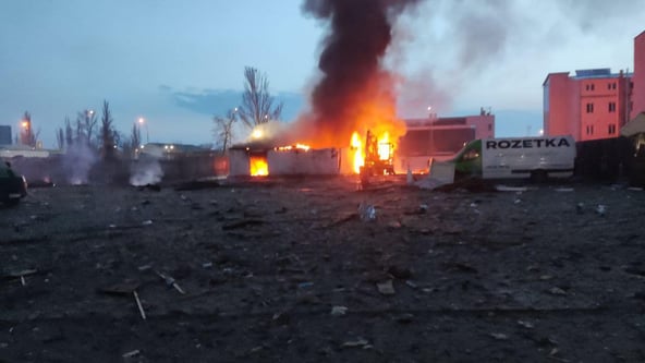 Склад Rozetka у Києві пошкоджений внаслідок ракетної атаки РФ (фото, доповнено)
