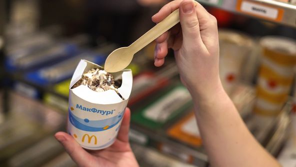 McDonaldʼs в Україні замінить пластикові прибори деревʼяними