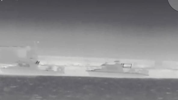 ГУР знищило два російські військові катери у Криму (відео)