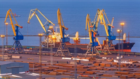 Порт в Мариуполе до начала войны