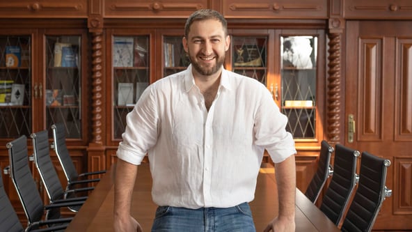 Александр Чекменев
