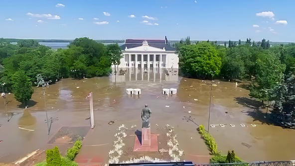 скріншот з відео