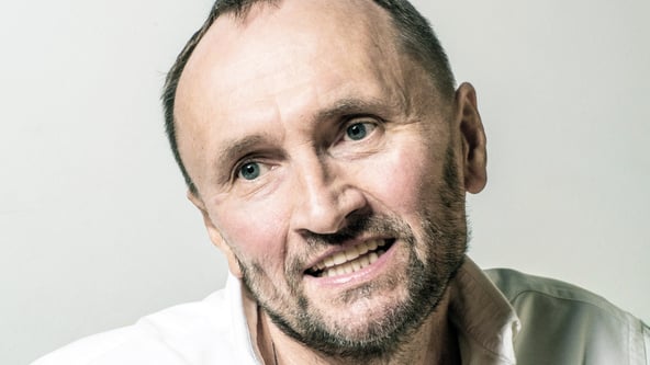 Александр Чекменев