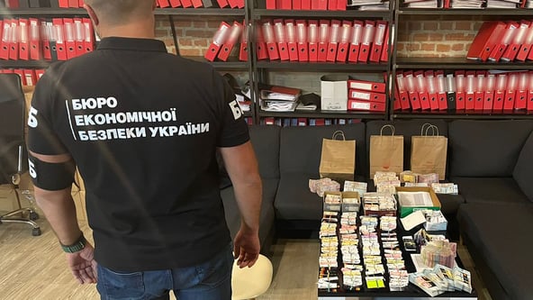 Зарплата «в конвертах», отсутствие РРО и уклонение от налогов. В БЭБ прокомментировали обыски в офисе !FEST
