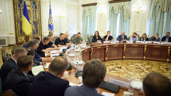 Реформування податкової сфери, перевірки та координаційна платформа. Зеленський провів зустріч із представниками бізнесу