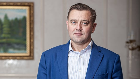 Александр Чекменев