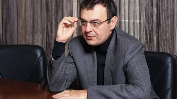 Александр Чекменев