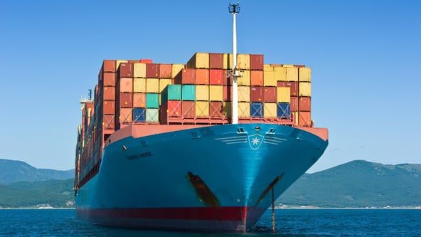 Находка. Росія. 22 серпня 2017 р. Контейнеровоз Gerner Maersk на якорі