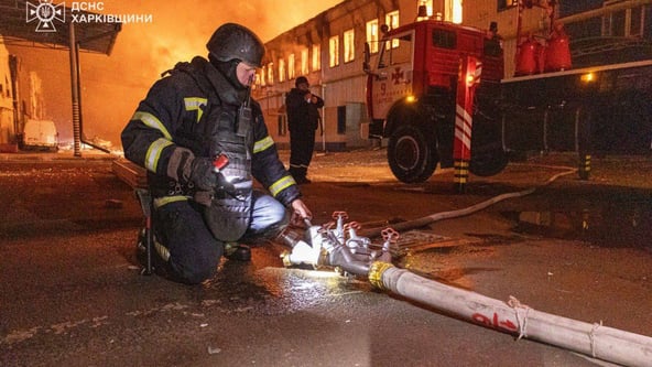 Росія атакувала Україну 100 дронами. У Харкові пожежа на підприємстві, в Умані пошкоджено інфраструктурний обʼєкт (фото, відео)