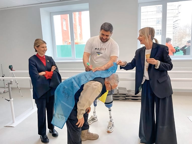 надано пресслужбою Superhumans