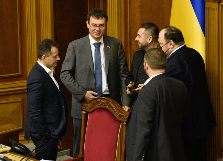 УНИАН
