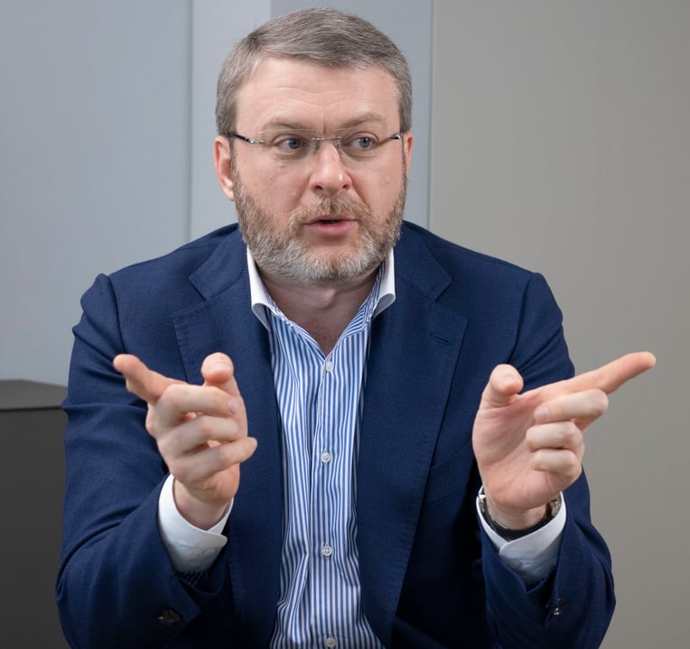Олександр Чекменьов