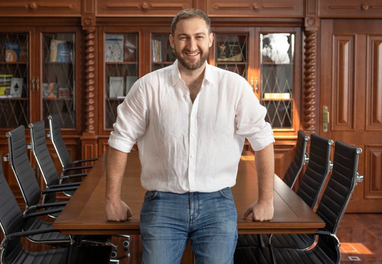 Александр Чекменев