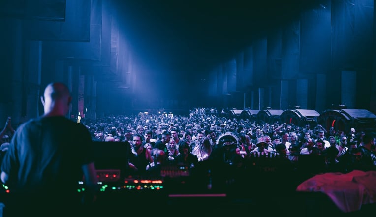 facebook.com/bravefactoryfestival