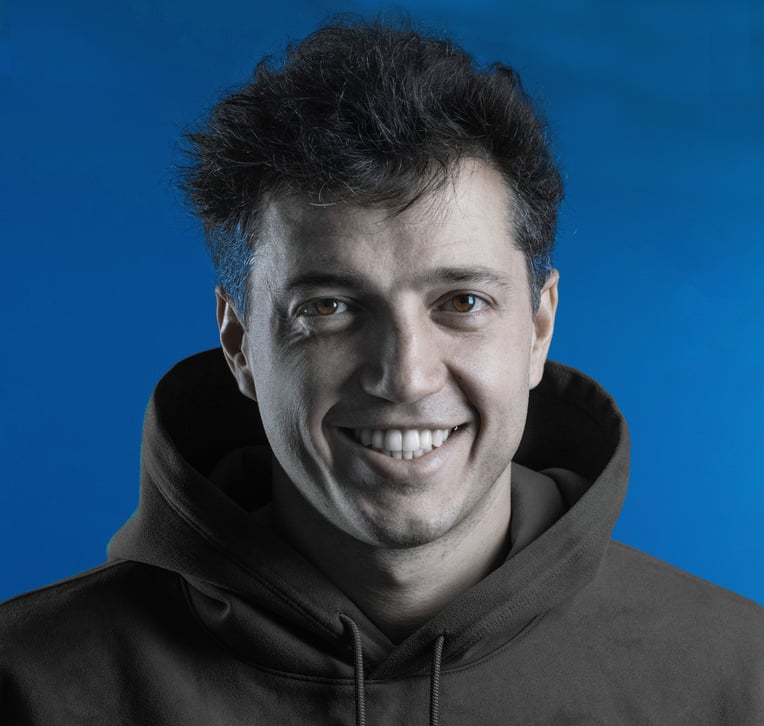 Александр Чекменев