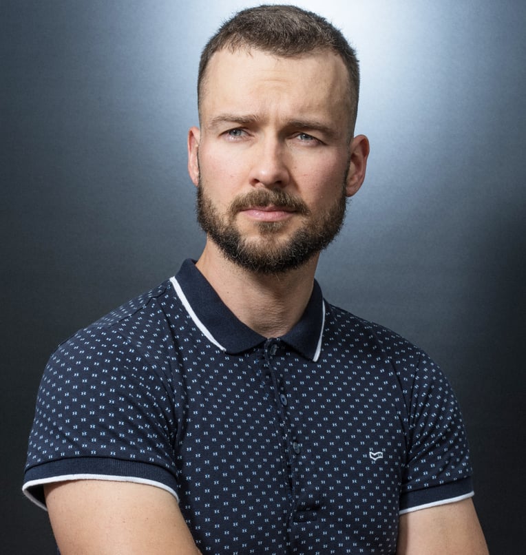 Олександр Чекменьов