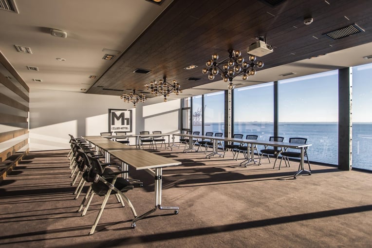 m1clubhotel.com