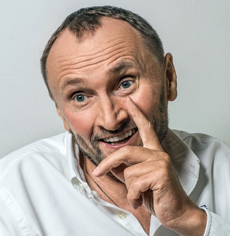 Олександр Чекменьов
