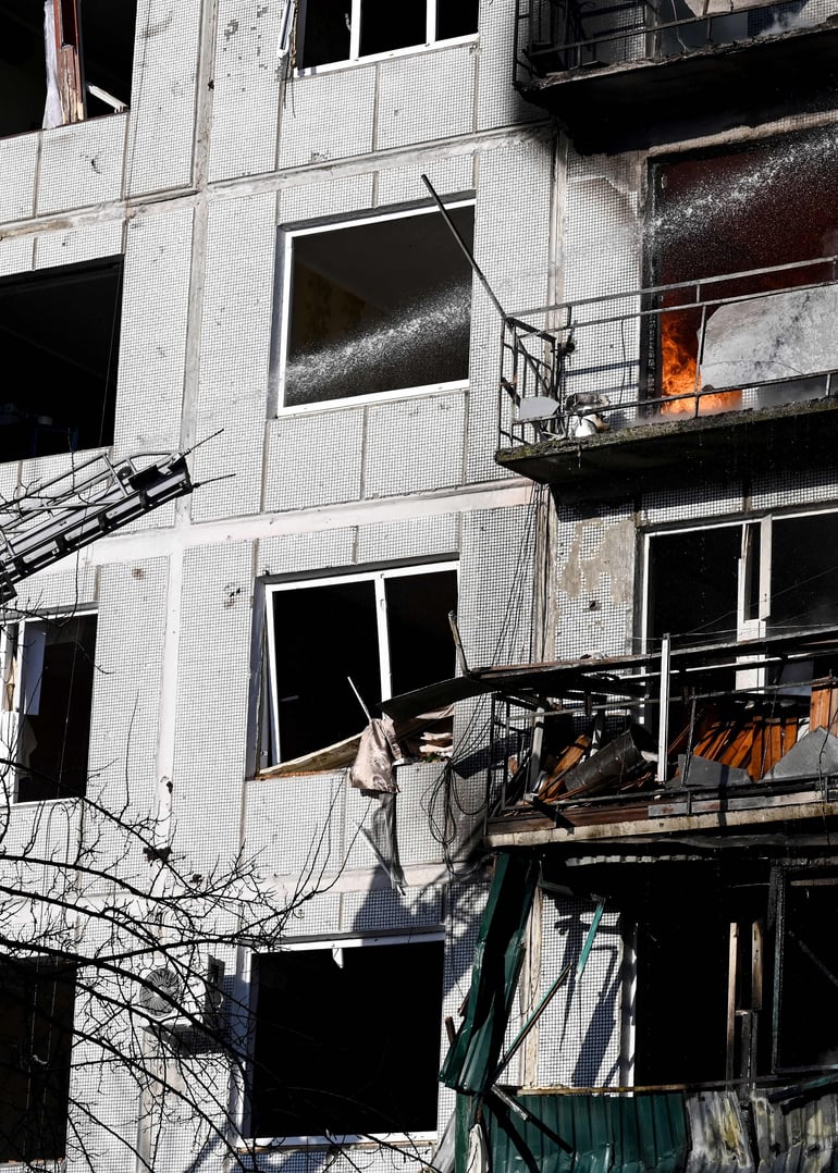 Закрите небо – не вихід. Як НАТО допомогти Україні, не відкриваючи вогонь по літаках Путіна – The Economist