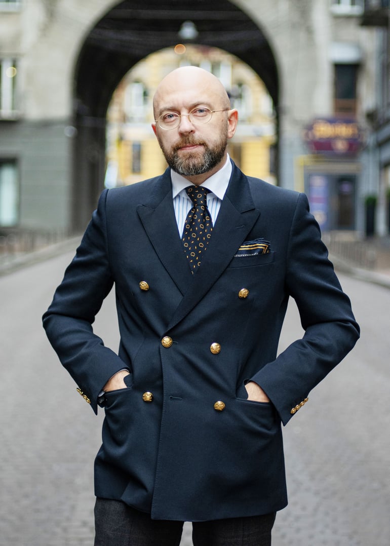 Олександр Чекменьов
