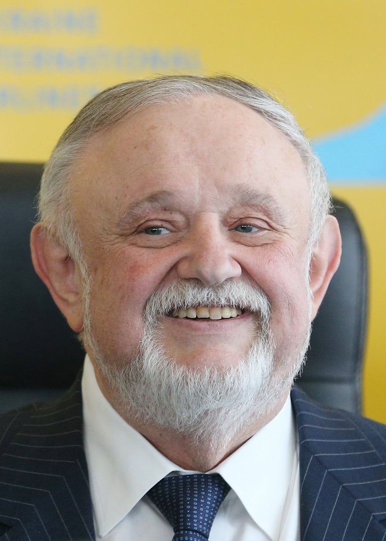 УНИАН