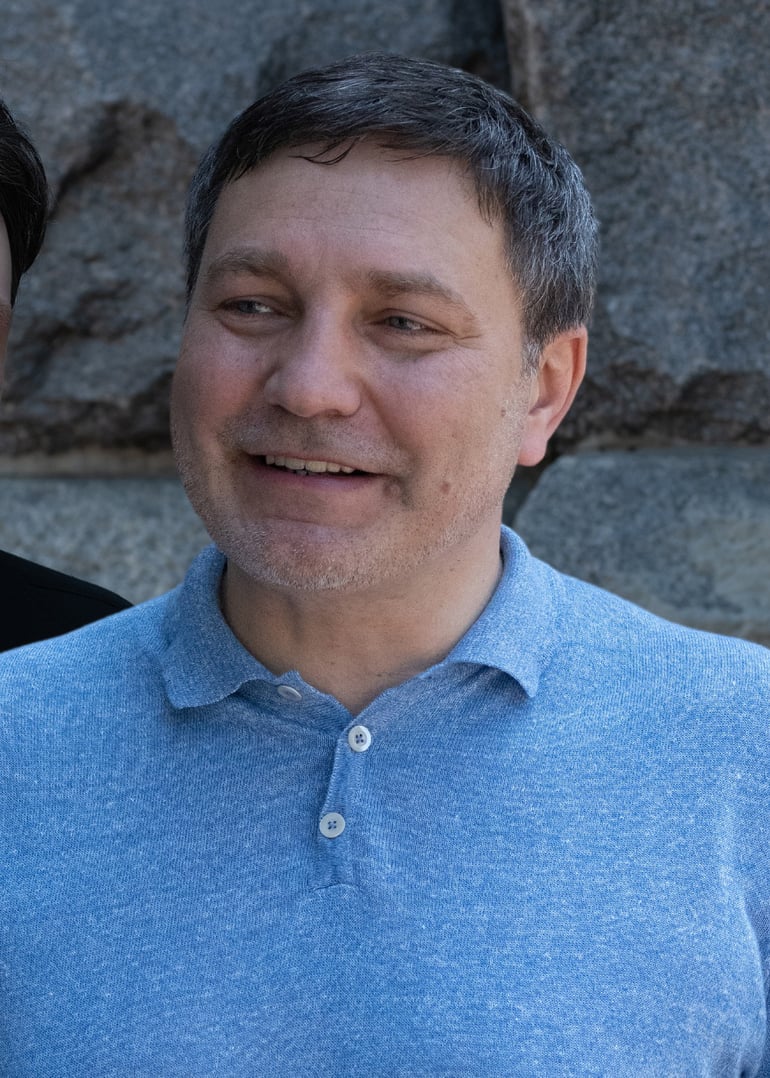 Александр Чекменев