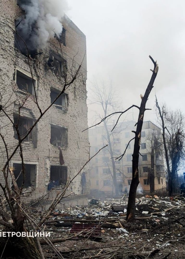 Росія вдарила по місту балістикою, пошкоджені житлові будинки, навчальний заклад, інша міська інфраструктура.