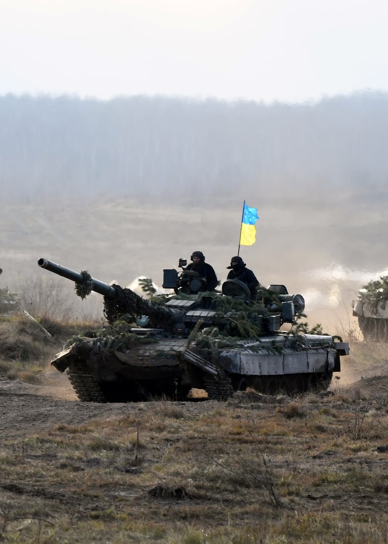 США б'ють на сполох. Адміністрація Байдена вважає, що Росія може піти війною на Україну. Головне