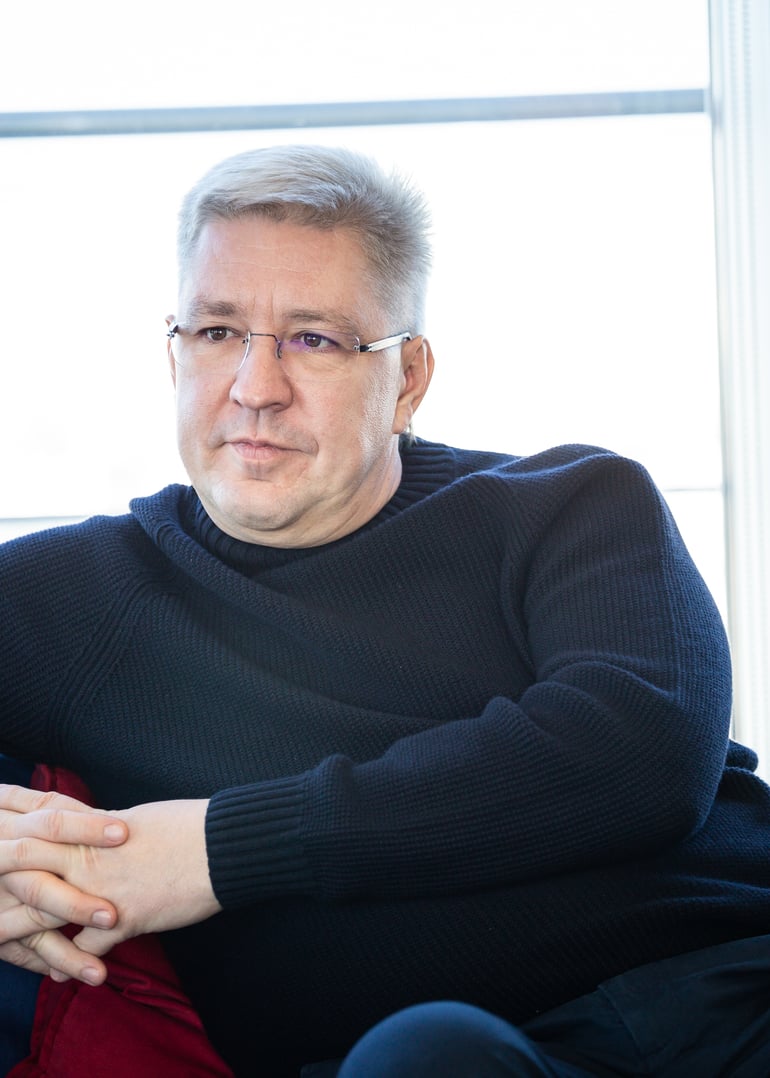 Артем Галкин
