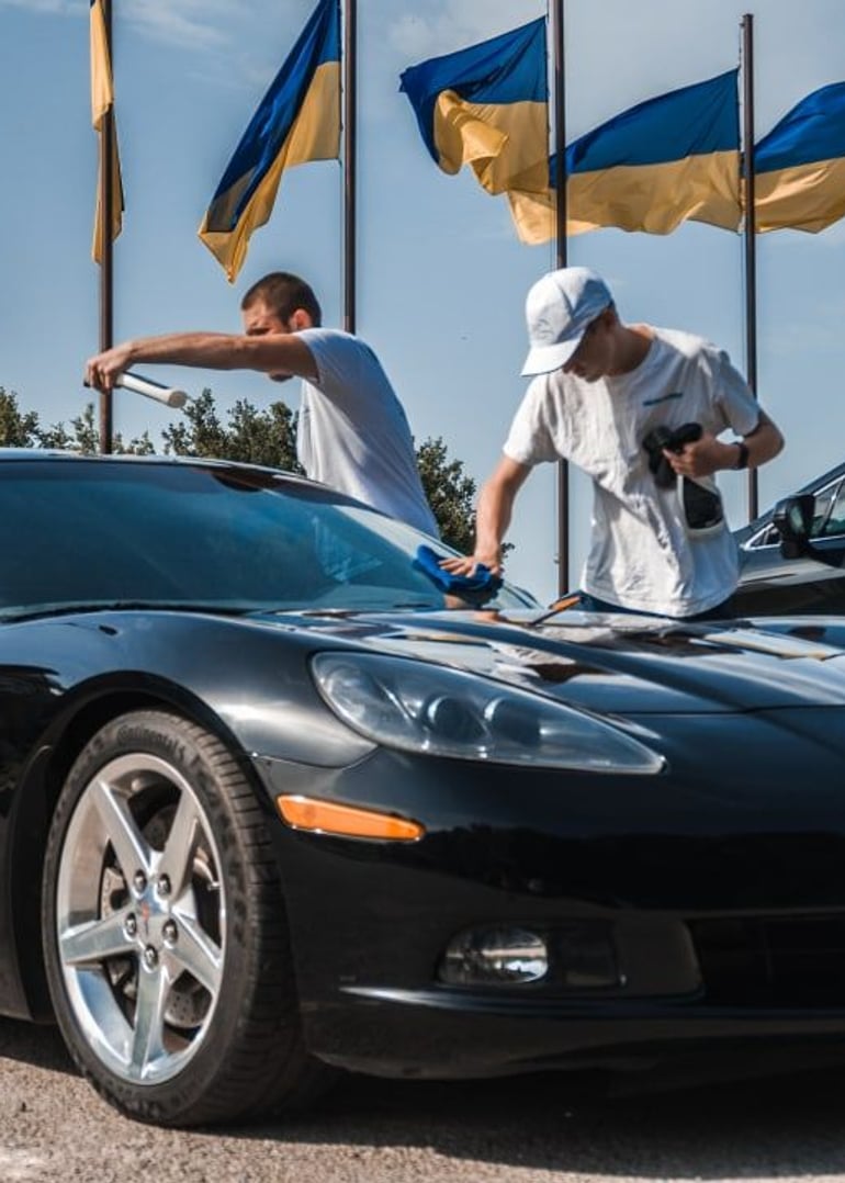 Чистий прибуток. Мобільні автомийки SHINE EXPERT: скільки можна заробити на франшизі