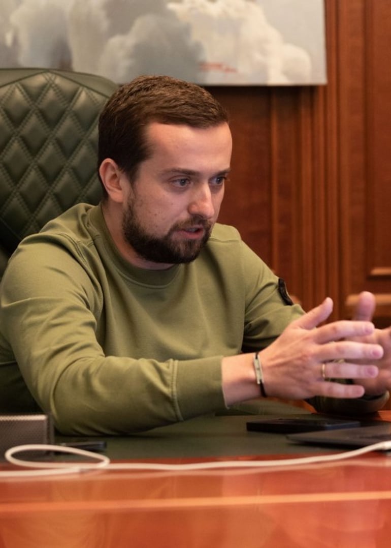 Зеленский уволил Тимошенко с должности заместителя главы Офиса президента