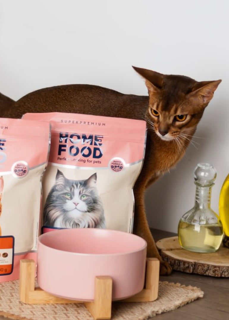Виробник кормів для котів і собак Home Food