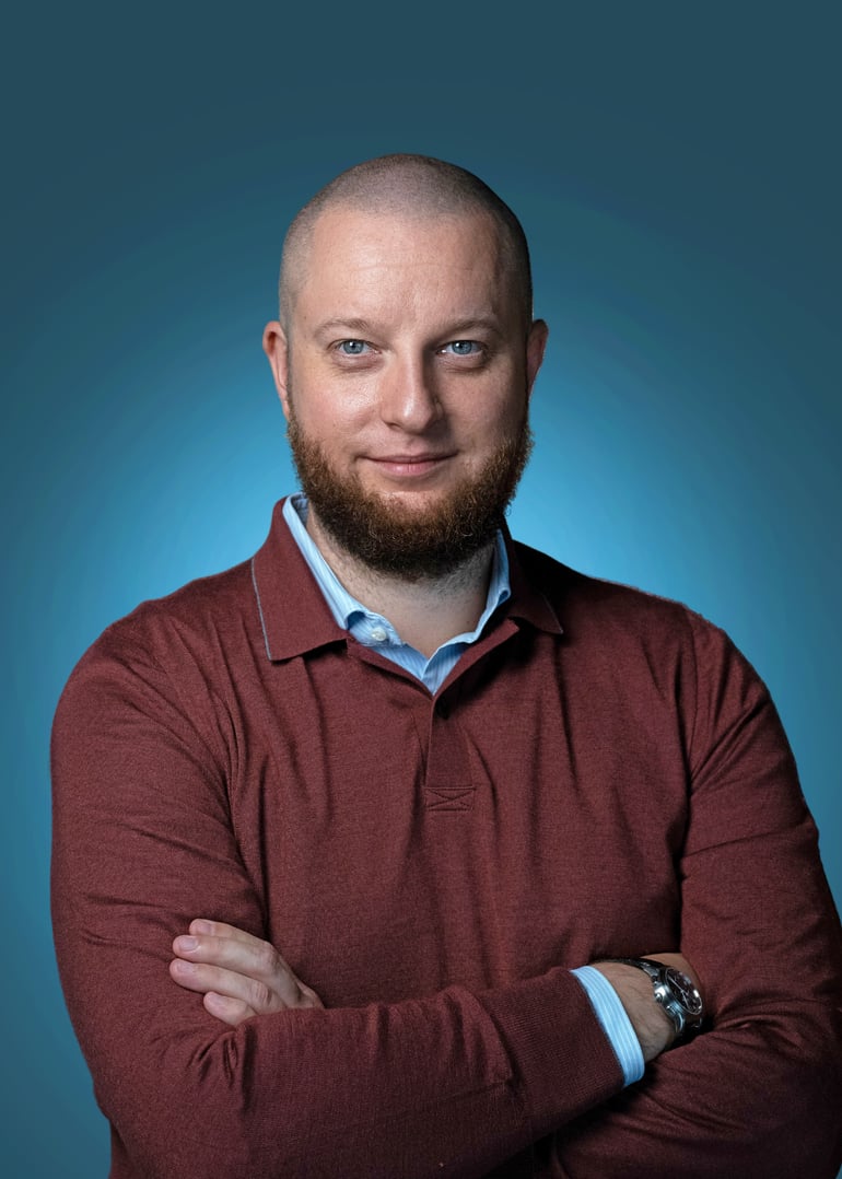 Олександр Чекменьов