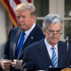 Трамп розкритикував голову ФРС за небажання знижувати ставку, побажавши йому швидкої відставки /Фото Getty Images