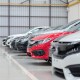 Украинцы приобрели рекордное количество автомобилей во время войны. Самый большой спрос на Toyota и BMW. Откуда ажиотаж? /Фото Shutterstock