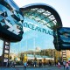 ТЦ Ocean Plaza /Shutterstock