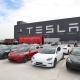 Tesla звільнить понад 10% співробітників по всьому світу через падіння продажів /Getty Images