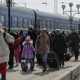 На захід України з «гарячих» міст переїхали дефіцитні фахівці. Як це використовує місцевий бізнес /Фото Getty Images