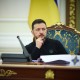 Зеленський підписав указ про зниження цін на ліки. Уряд і аптеки сформують список зі 100 найбільш затребуваних препаратів /Фото Офіс Президента України